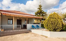Makarounis Athanasios Traditional Apartments